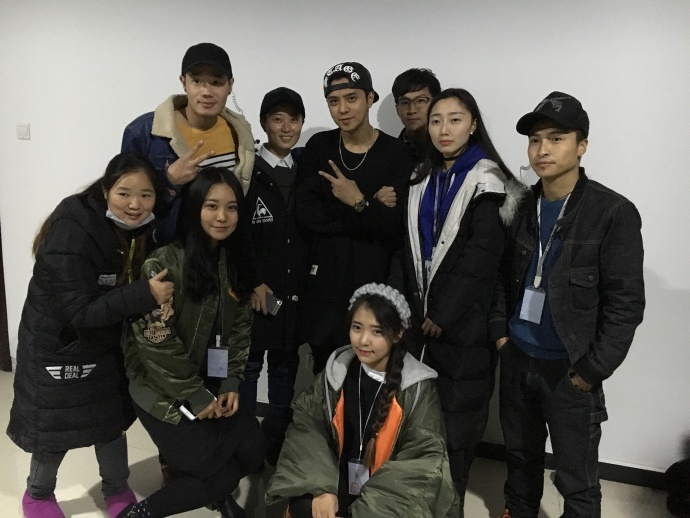 中國(guó)首位入圍IMATS大(dà)賽的(de)特效化(huà)妝師(shī)！