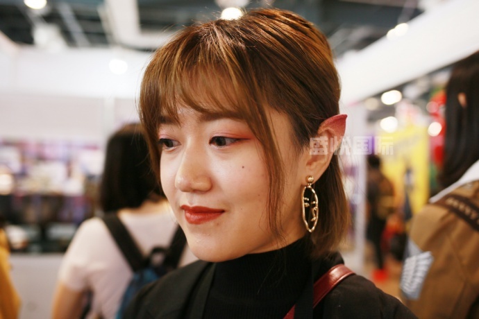 2017SHCC盛況回顧，看(kàn)盛悅國(guó)際現(xiàn)場(chǎng)展示物(wù)理(lǐ)特效化(huà)妝（多(duō)圖來(lái)襲！）